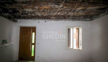 Schiera centrale - Vittorio Veneto SERRAVALLE CENTRO STORICO