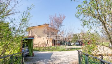 Appartamento - Conegliano SCOMIGO MENARE'