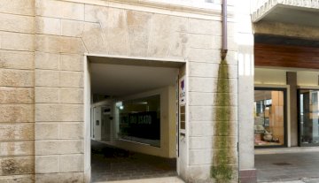 Locale commerciale Negozio - Belluno CENTRO STORICO P.ZZA DEI MARTIRI