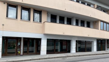 Locale commerciale Negozio - Domegge di Cadore CENTRO