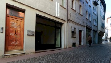 Locale commerciale Negozio - Belluno CENTRO STORICO P.ZZA ERBE