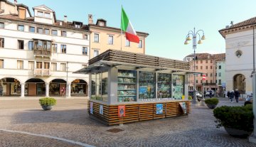 Locale commerciale Negozio - Belluno CENTRO STORICO P.ZZA DEI MARTIRI