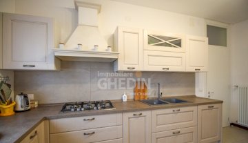 Unifamiliare Casa singola - Cappella Maggiore SEMICENTRALE